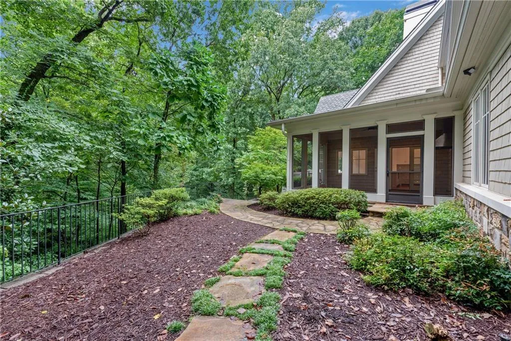 310 Tara Trail, Atlanta, Georgia 30327, 7 Bedrooms Bedrooms, ,7 BathroomsBathrooms,Residential,Sold,310 Tara Trail,6772483