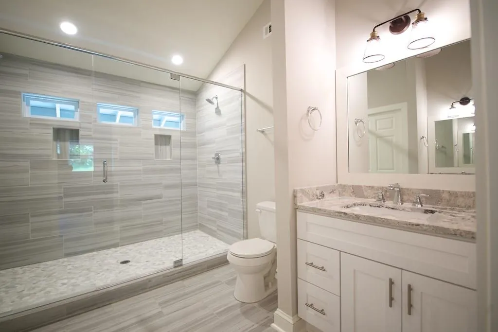 180 Old College Way, Sandy Springs, Georgia 30328, 5 Bedrooms Bedrooms, ,3 BathroomsBathrooms,Residential,Sold,180 Old College Way,6035678