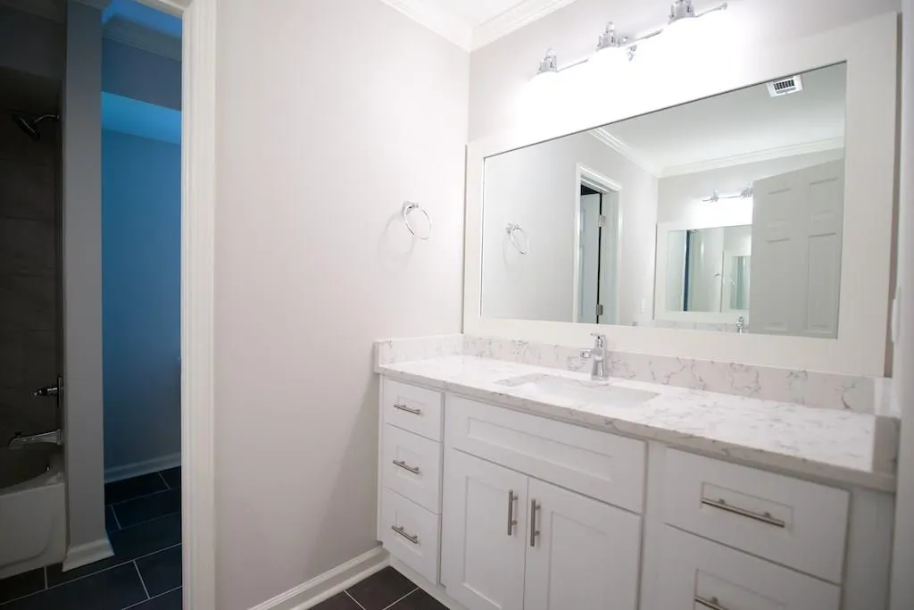 180 Old College Way, Sandy Springs, Georgia 30328, 5 Bedrooms Bedrooms, ,3 BathroomsBathrooms,Residential,Sold,180 Old College Way,6035678