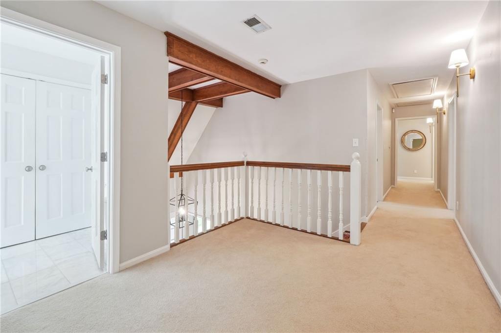 520 N Harbor Drive, Atlanta, Georgia 30328, 5 Bedrooms Bedrooms, ,3 BathroomsBathrooms,Residential,Sold,520 N Harbor Drive,7299059