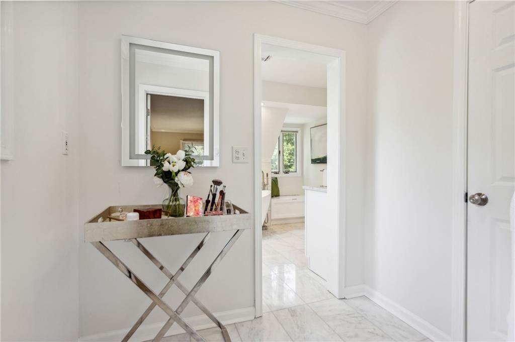 520 N Harbor Drive, Atlanta, Georgia 30328, 5 Bedrooms Bedrooms, ,3 BathroomsBathrooms,Residential,Sold,520 N Harbor Drive,7299059