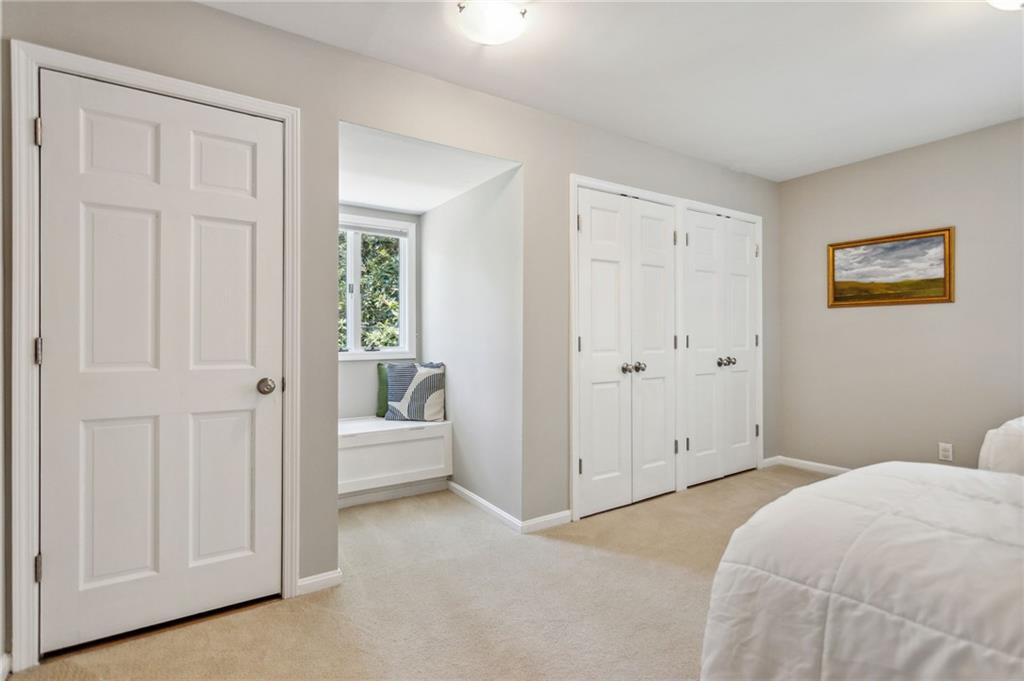520 N Harbor Drive, Atlanta, Georgia 30328, 5 Bedrooms Bedrooms, ,3 BathroomsBathrooms,Residential,Sold,520 N Harbor Drive,7299059