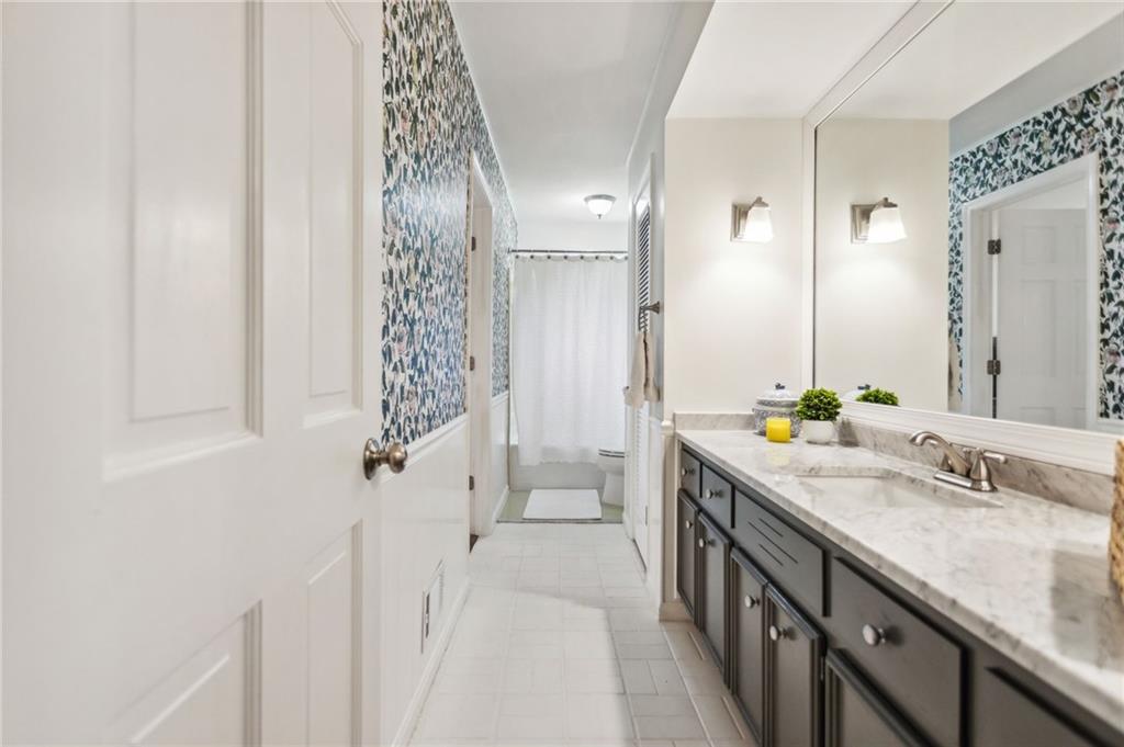 520 N Harbor Drive, Atlanta, Georgia 30328, 5 Bedrooms Bedrooms, ,3 BathroomsBathrooms,Residential,Sold,520 N Harbor Drive,7299059