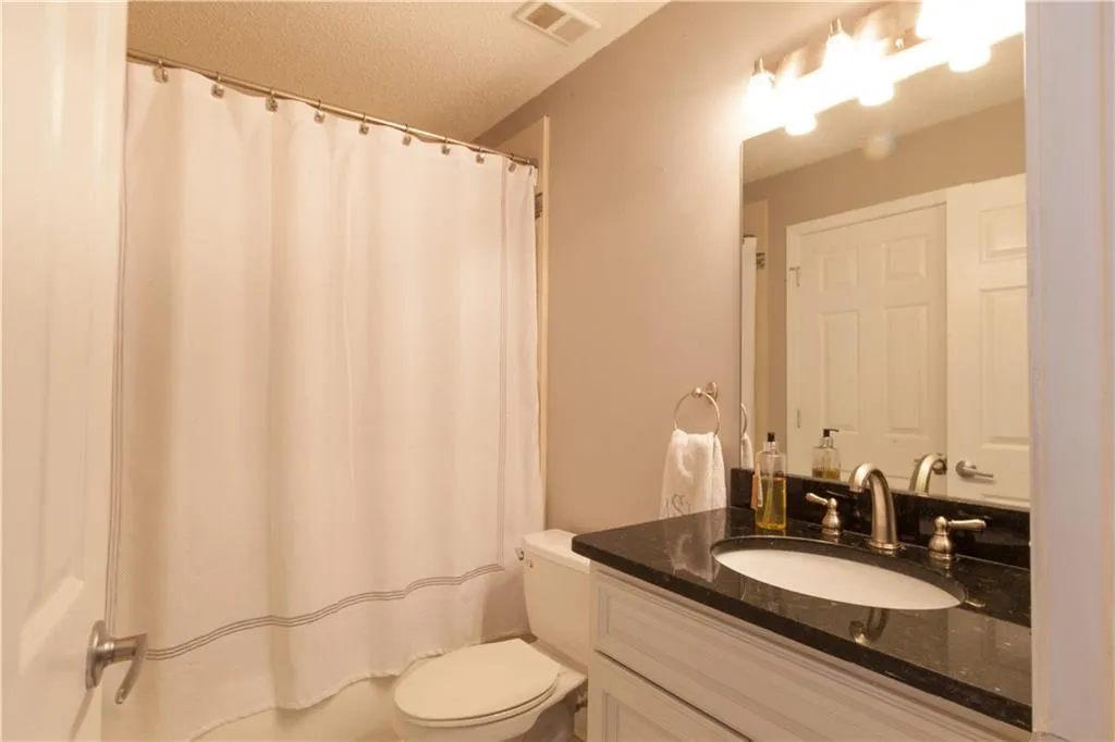 6303 Santa Fe Parkway, Sandy Springs, Georgia 30350, 2 Bedrooms Bedrooms, ,2 BathroomsBathrooms,Residential,Sold,6303 Santa Fe Parkway,5957309
