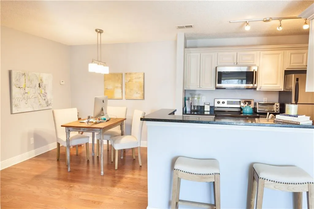 6303 Santa Fe Parkway, Sandy Springs, Georgia 30350, 2 Bedrooms Bedrooms, ,2 BathroomsBathrooms,Residential,Sold,6303 Santa Fe Parkway,5957309