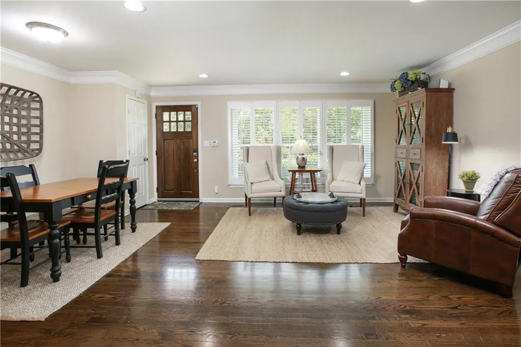 2027 Drew Valley Road Ne, Brookhaven, Georgia 30319, 3 Bedrooms Bedrooms, ,2 BathroomsBathrooms,Residential,Sold,2027 Drew Valley Road Ne,6026638