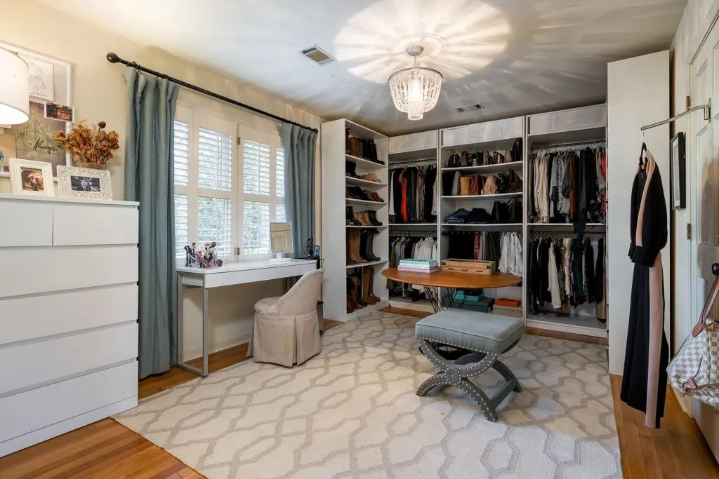 4860 Longchamps Drive Ne, Atlanta, Georgia 30319, 5 Bedrooms Bedrooms, ,5 BathroomsBathrooms,Residential,Sold,4860 Longchamps Drive Ne,6846495 4860 Longchamps Drive Ne, Atlanta, Georgia 30319, 5 Bedrooms Bedrooms, ,5 BathroomsBathrooms,Residential,Sold,4860 Longchamps Drive Ne,6846495