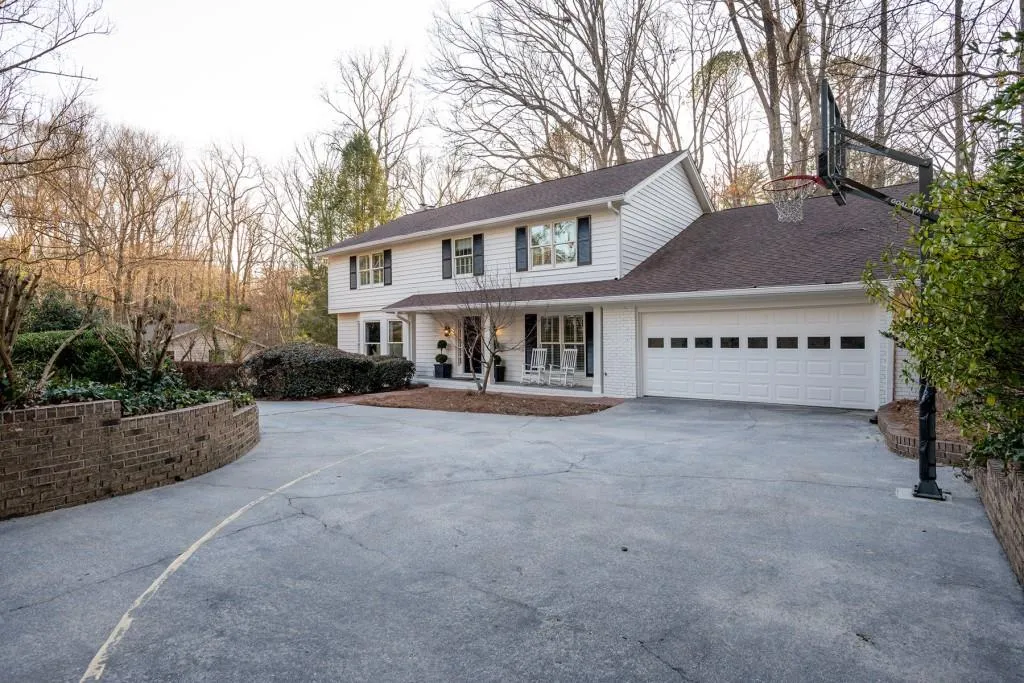 4860 Longchamps Drive Ne, Atlanta, Georgia 30319, 5 Bedrooms Bedrooms, ,5 BathroomsBathrooms,Residential,Sold,4860 Longchamps Drive Ne,6846495 4860 Longchamps Drive Ne, Atlanta, Georgia 30319, 5 Bedrooms Bedrooms, ,5 BathroomsBathrooms,Residential,Sold,4860 Longchamps Drive Ne,6846495