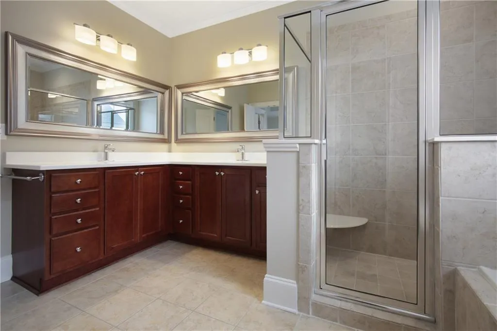 6408 Paulson Place Unit 58, Atlanta, Georgia 30328, 3 Bedrooms Bedrooms, ,3 BathroomsBathrooms,Residential,Sold,6408 Paulson Place Unit 58,6886990
