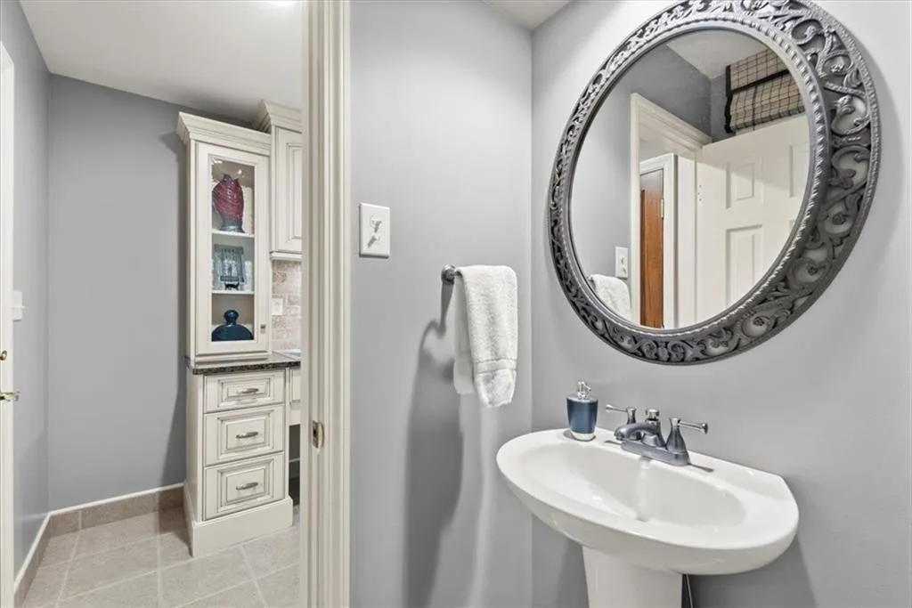Half bathroom off mud room