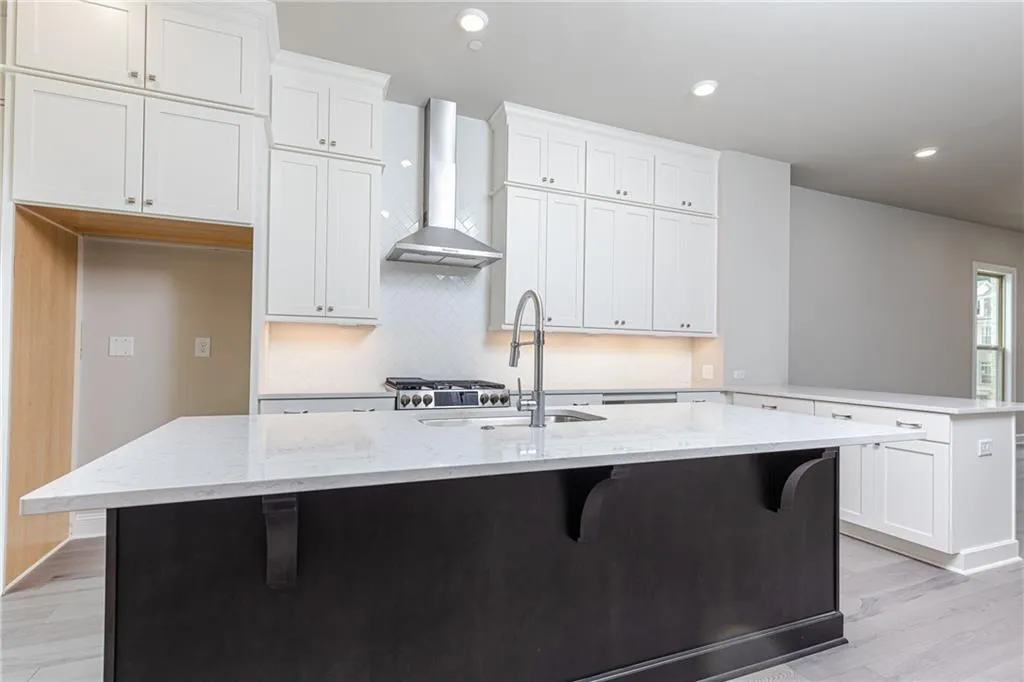 4329 Parkside Place Unit 14, Sandy Springs, Georgia 30342, 3 Bedrooms Bedrooms, ,3 BathroomsBathrooms,Residential,Sold,4329 Parkside Place Unit 14,6114599