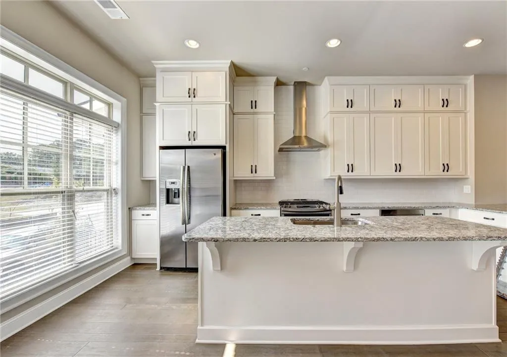 4339 Parkside Place, Atlanta, Georgia 30342, 3 Bedrooms Bedrooms, ,3 BathroomsBathrooms,Residential,Sold,4339 Parkside Place,6114585