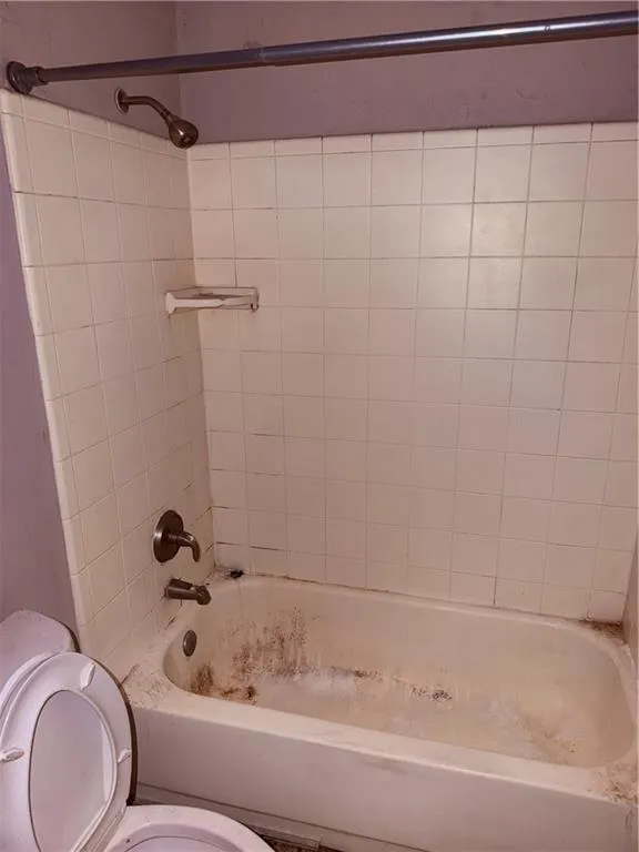 2855 Peachtree Road Ne Unit 103, Atlanta, Georgia 30305, 2 Bedrooms Bedrooms, 0 ,2 BathroomsBathrooms,Residential,For Sale,2855 Peachtree Road Ne Unit 103,7831426