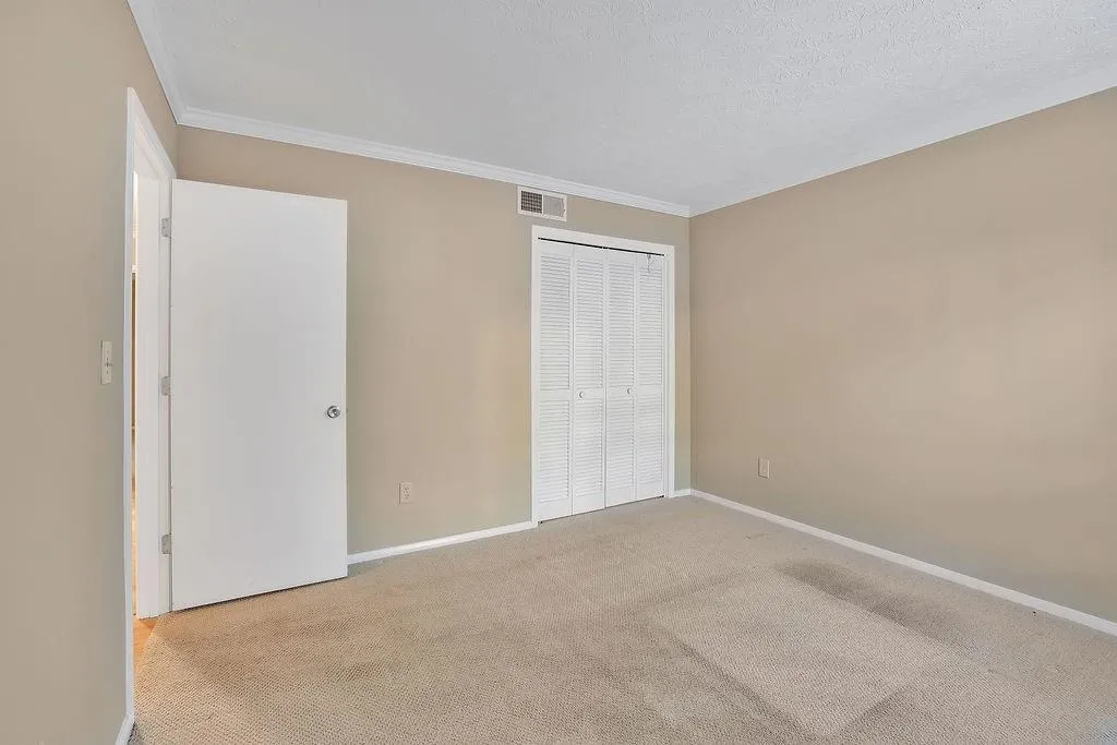 604 Woodcliff Drive, Sandy Springs, Georgia 30350, 2 Bedrooms Bedrooms, ,2 BathroomsBathrooms,Residential,Sold,604 Woodcliff Drive,7114408