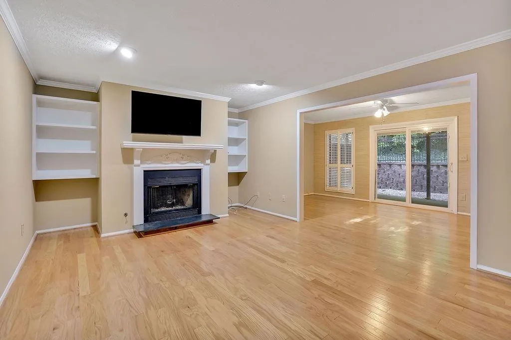 604 Woodcliff Drive, Sandy Springs, Georgia 30350, 2 Bedrooms Bedrooms, ,2 BathroomsBathrooms,Residential,Sold,604 Woodcliff Drive,7114408