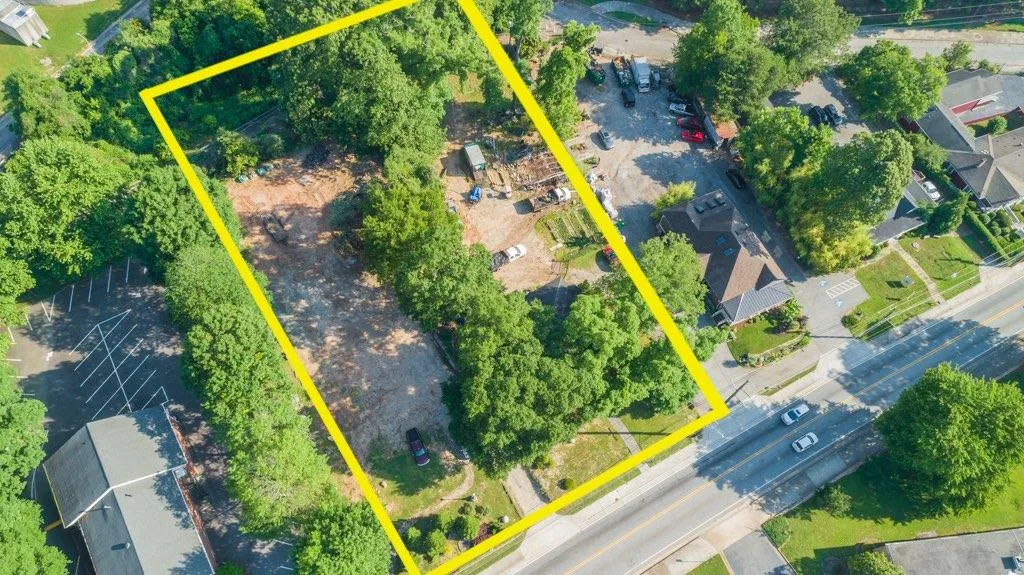 2360-2 Bolton Road, Atlanta, Georgia 30318, ,Commercial Sale,For Sale,2360-2 Bolton Road,7578742