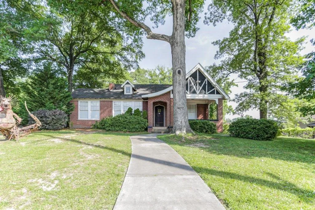 2360-2 Bolton Road, Atlanta, Georgia 30318, ,Commercial Sale,For Sale,2360-2 Bolton Road,7578742