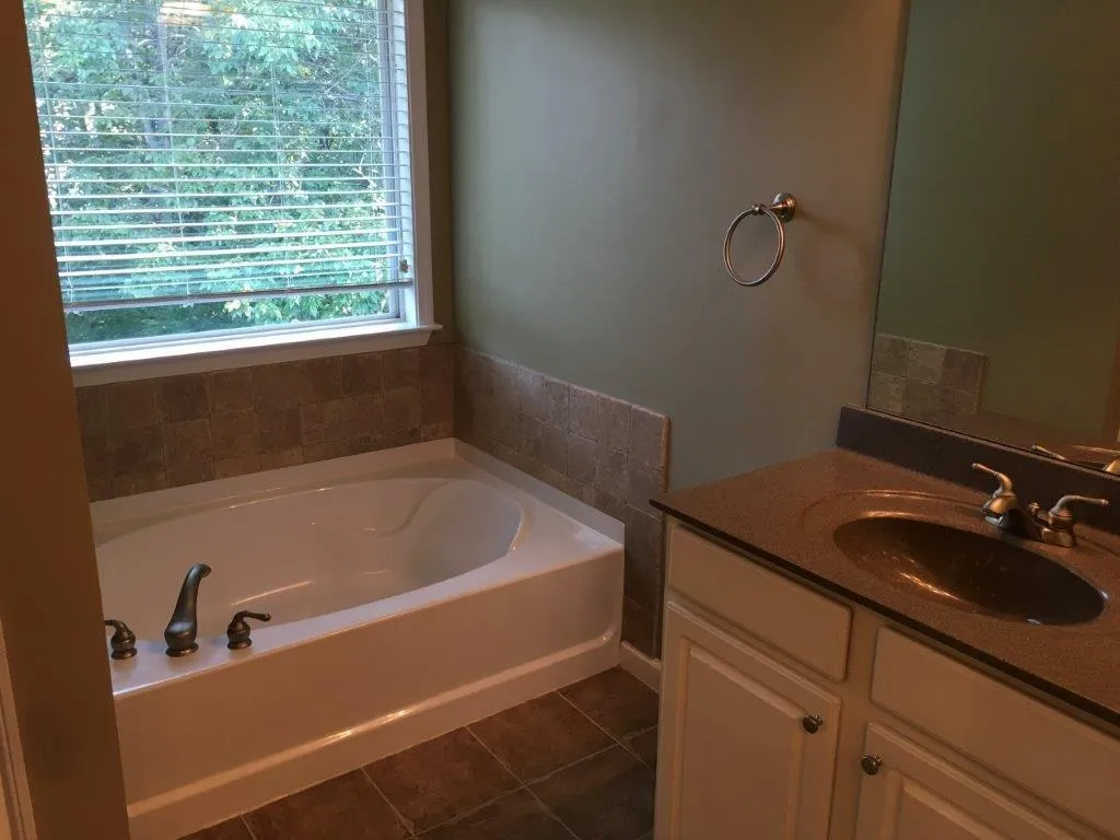 624 Coligny Court, Sandy Springs, Georgia 30350, 3 Bedrooms Bedrooms, ,3 BathroomsBathrooms,Residential,Sold,624 Coligny Court,7049291