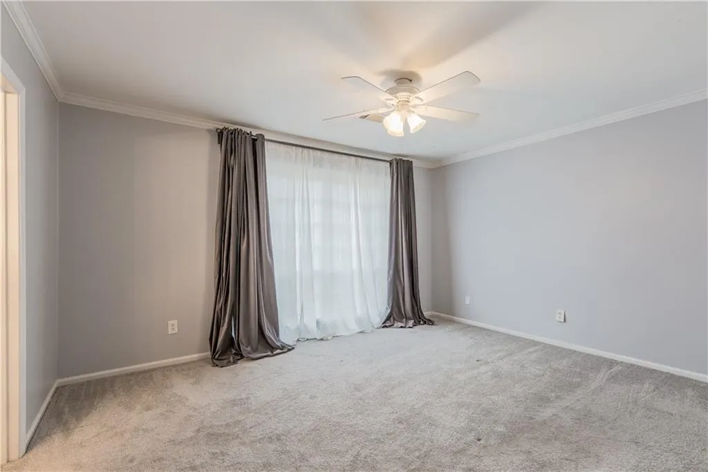 5400 Roswell Road Unit I-6, Atlanta, Georgia 30342, 3 Bedrooms Bedrooms, ,2 BathroomsBathrooms,Residential,Sold,5400 Roswell Road Unit I-6,5932331
