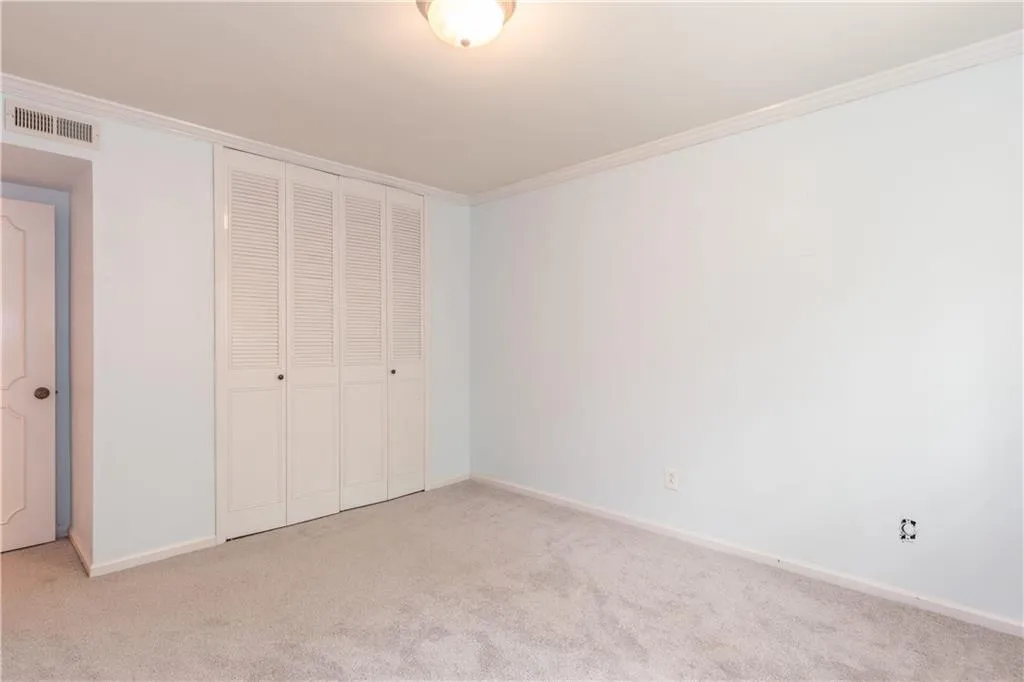 5400 Roswell Road Unit I-6, Atlanta, Georgia 30342, 3 Bedrooms Bedrooms, ,2 BathroomsBathrooms,Residential,Sold,5400 Roswell Road Unit I-6,5932331