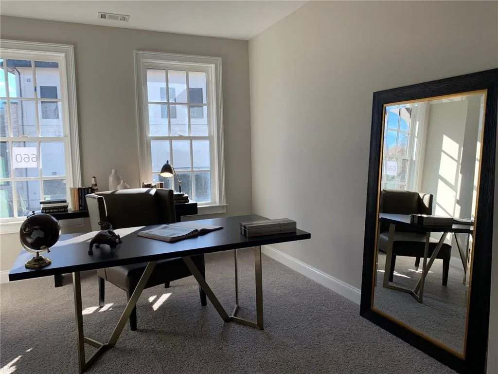 6663 Sterling Drive Unit 660, Sandy Springs, Georgia 30328, 3 Bedrooms Bedrooms, ,3 BathroomsBathrooms,Residential,Sold,6663 Sterling Drive Unit 660,6839356