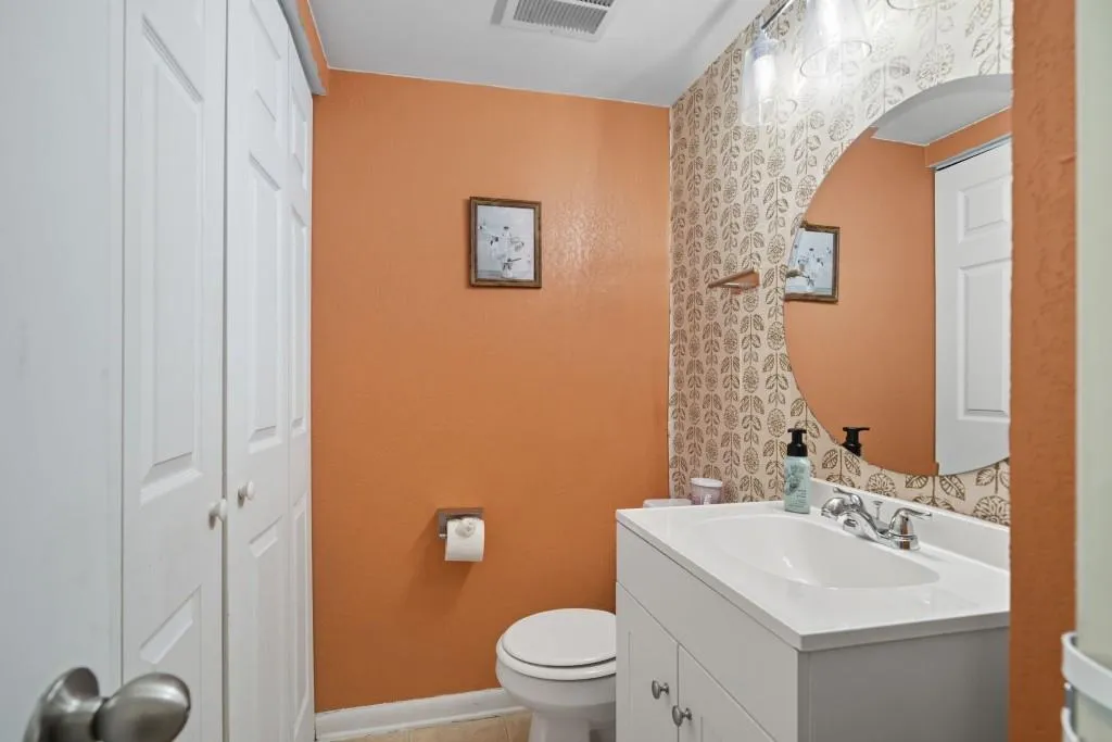 6900 Roswell Road Unit G1, Atlanta, Georgia 30328, 3 Bedrooms Bedrooms, ,2 BathroomsBathrooms,Residential,For Sale,6900 Roswell Road Unit G1,7663181