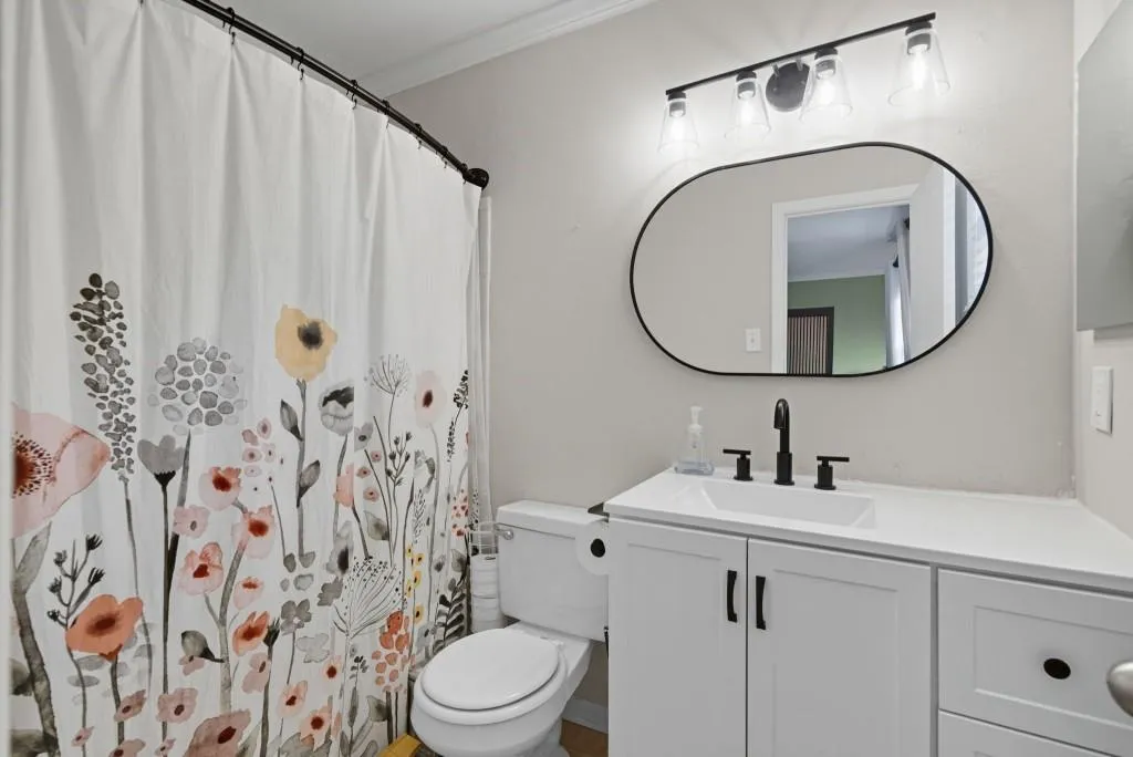 6900 Roswell Road Unit G1, Atlanta, Georgia 30328, 3 Bedrooms Bedrooms, ,2 BathroomsBathrooms,Residential,For Sale,6900 Roswell Road Unit G1,7663181