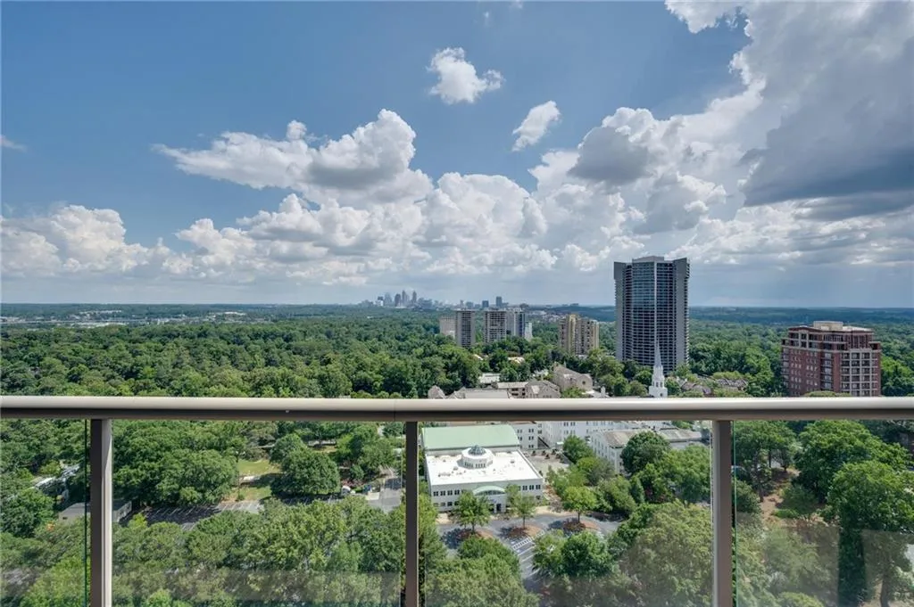 2795 Peachtree Road Ne Unit 1904, Atlanta, Georgia 30305, 2 Bedrooms Bedrooms, ,2 BathroomsBathrooms,Residential,Sold,2795 Peachtree Road Ne Unit 1904,7132222