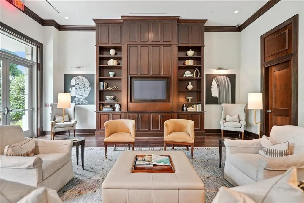 2795 Peachtree Road Ne Unit 1904, Atlanta, Georgia 30305, 2 Bedrooms Bedrooms, ,2 BathroomsBathrooms,Residential,Sold,2795 Peachtree Road Ne Unit 1904,7132222