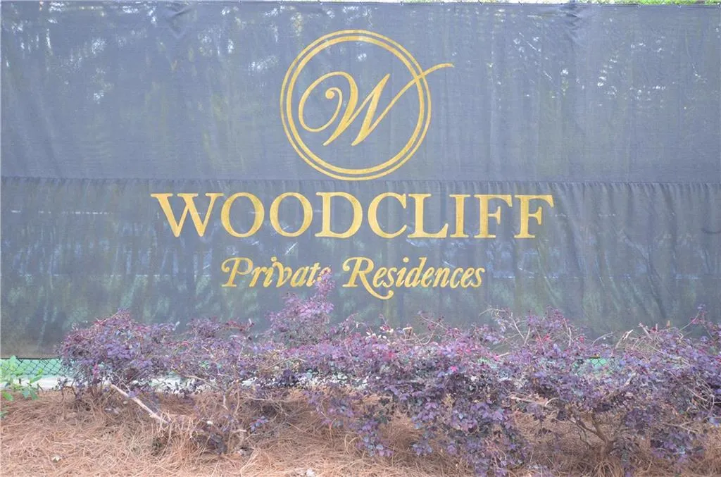 1207 Woodcliff Drive, Atlanta, Georgia 30350, 2 Bedrooms Bedrooms, ,2 BathroomsBathrooms,Residential,Sold,1207 Woodcliff Drive,6015311