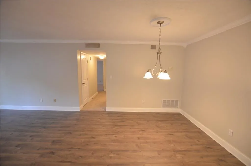 1207 Woodcliff Drive, Atlanta, Georgia 30350, 2 Bedrooms Bedrooms, ,2 BathroomsBathrooms,Residential,Sold,1207 Woodcliff Drive,6015311