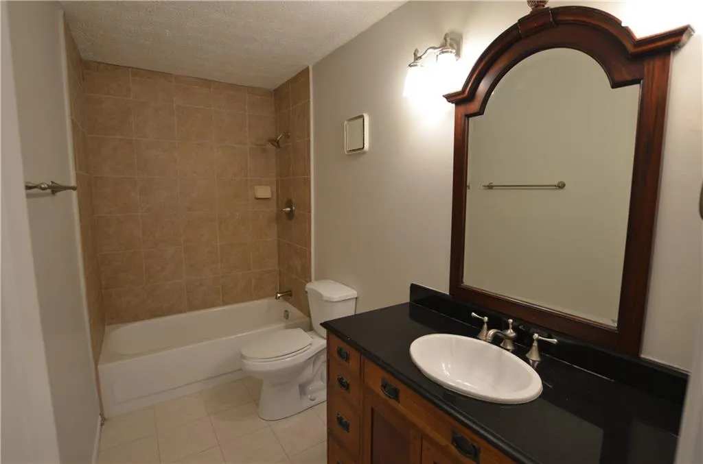 1207 Woodcliff Drive, Atlanta, Georgia 30350, 2 Bedrooms Bedrooms, ,2 BathroomsBathrooms,Residential,Sold,1207 Woodcliff Drive,6015311