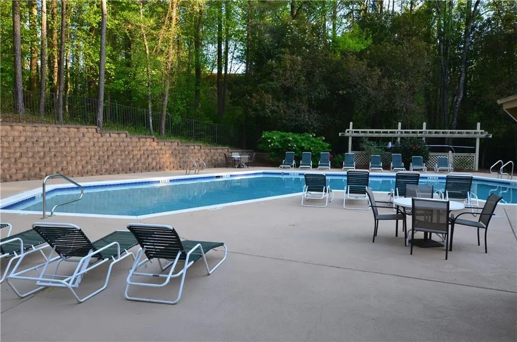 1207 Woodcliff Drive, Atlanta, Georgia 30350, 2 Bedrooms Bedrooms, ,2 BathroomsBathrooms,Residential,Sold,1207 Woodcliff Drive,6015311