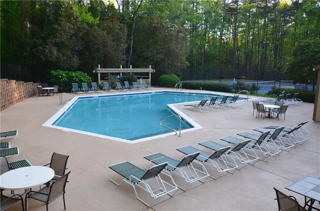 1207 Woodcliff Drive, Atlanta, Georgia 30350, 2 Bedrooms Bedrooms, ,2 BathroomsBathrooms,Residential,Sold,1207 Woodcliff Drive,6015311