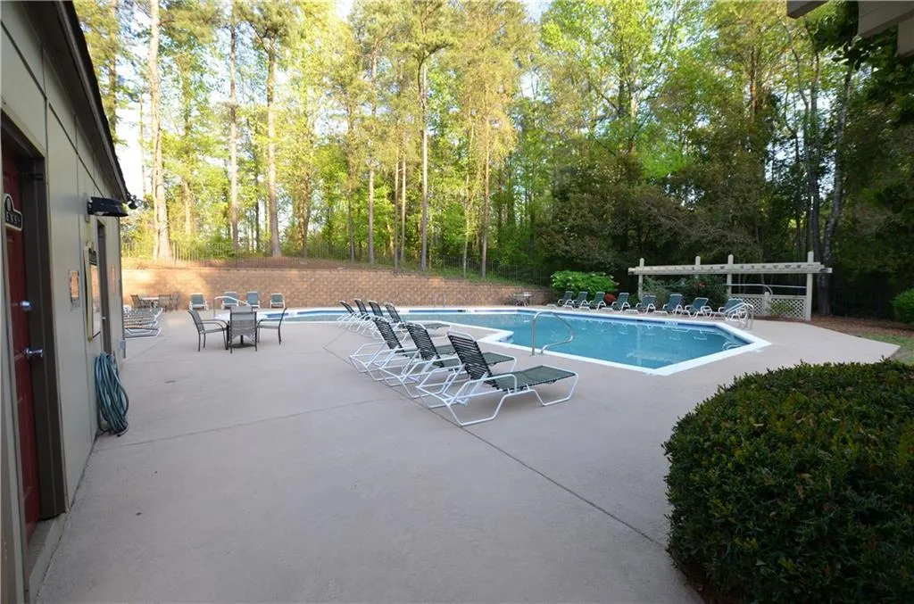 1207 Woodcliff Drive, Atlanta, Georgia 30350, 2 Bedrooms Bedrooms, ,2 BathroomsBathrooms,Residential,Sold,1207 Woodcliff Drive,6015311