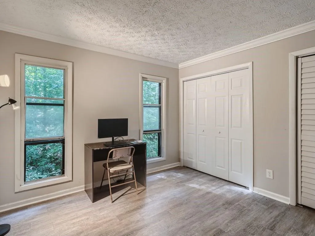 5147 Roswell Road Unit 2, Atlanta, Georgia 30342, 2 Bedrooms Bedrooms, ,1 BathroomBathrooms,Residential,Sold,5147 Roswell Road Unit 2,7114351