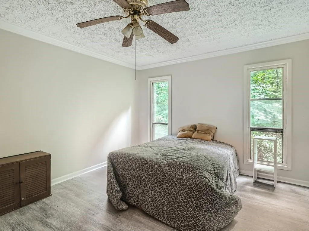 5147 Roswell Road Unit 2, Atlanta, Georgia 30342, 2 Bedrooms Bedrooms, ,1 BathroomBathrooms,Residential,Sold,5147 Roswell Road Unit 2,7114351