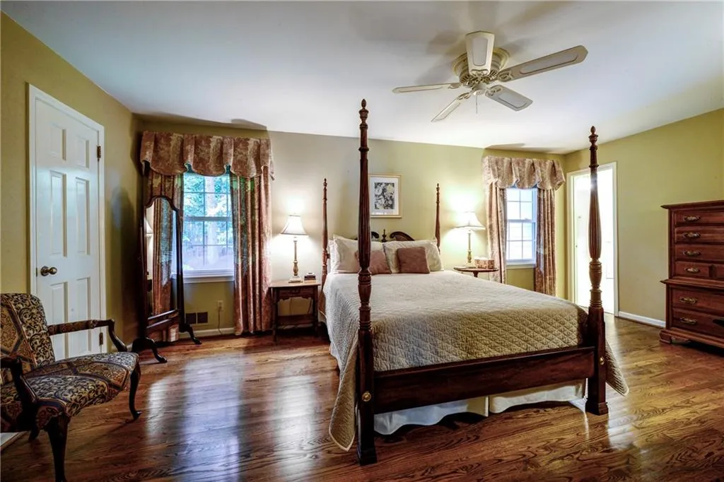 7685 Ryefield Drive, Atlanta, Georgia 30350, 5 Bedrooms Bedrooms, ,4 BathroomsBathrooms,Residential,Sold,7685 Ryefield Drive,5800575