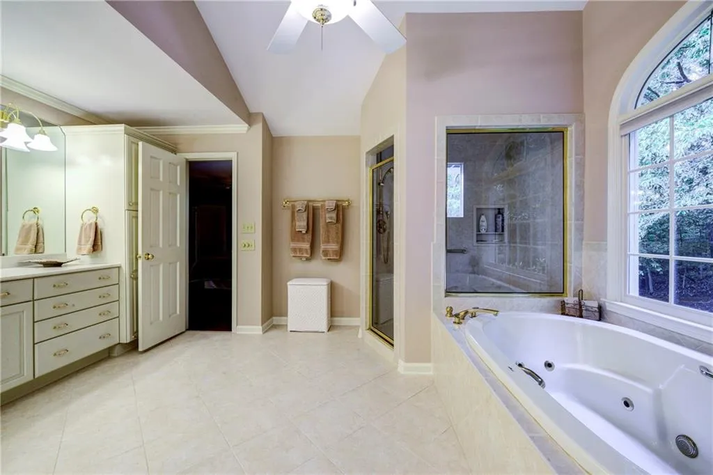 7685 Ryefield Drive, Atlanta, Georgia 30350, 5 Bedrooms Bedrooms, ,4 BathroomsBathrooms,Residential,Sold,7685 Ryefield Drive,5800575
