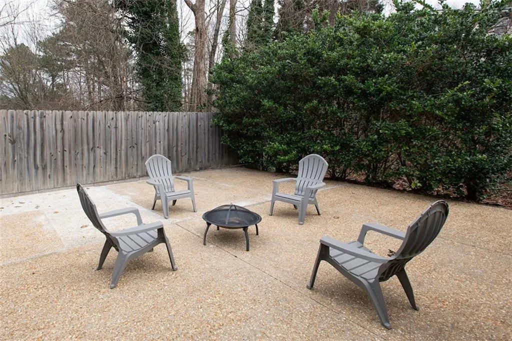 470 Forestgate Court Unit 470, Sandy Springs, Georgia 30350, 3 Bedrooms Bedrooms, ,3 BathroomsBathrooms,Residential,Sold,470 Forestgate Court Unit 470,6823482