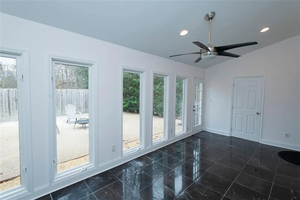 470 Forestgate Court Unit 470, Sandy Springs, Georgia 30350, 3 Bedrooms Bedrooms, ,3 BathroomsBathrooms,Residential,Sold,470 Forestgate Court Unit 470,6823482