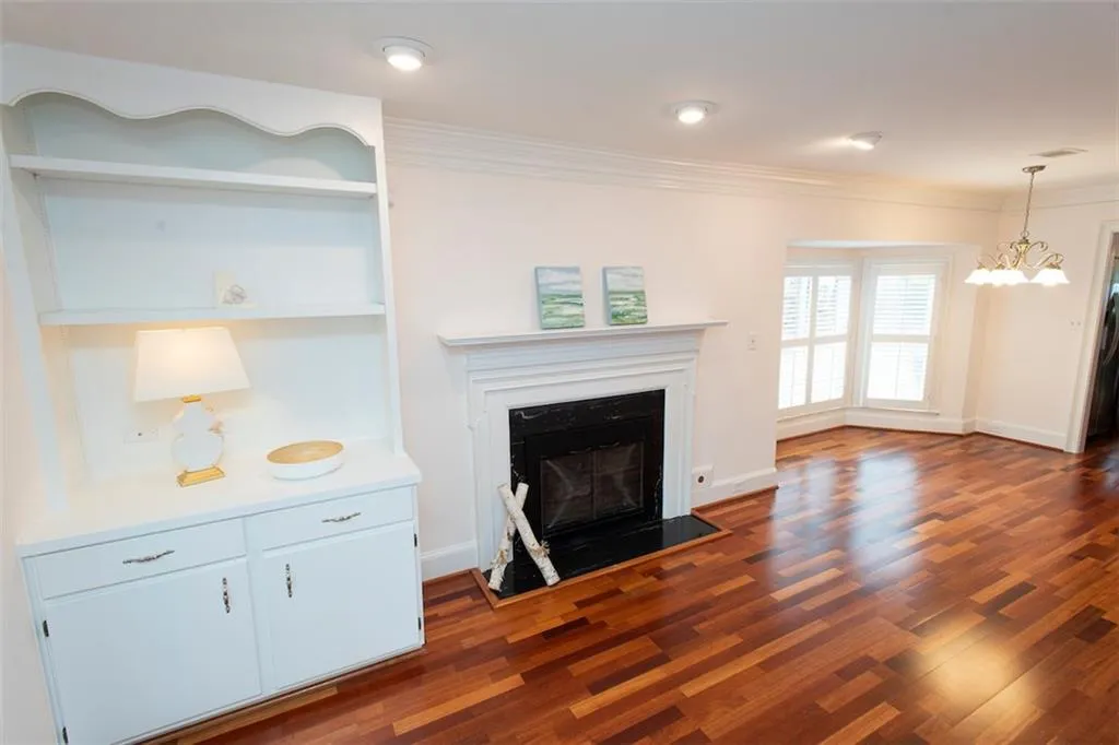 470 Forestgate Court Unit 470, Sandy Springs, Georgia 30350, 3 Bedrooms Bedrooms, ,3 BathroomsBathrooms,Residential,Sold,470 Forestgate Court Unit 470,6823482