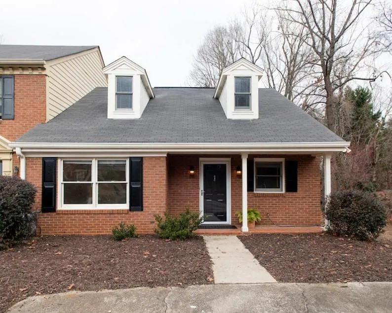 470 Forestgate Court Unit 470, Sandy Springs, Georgia 30350, 3 Bedrooms Bedrooms, ,3 BathroomsBathrooms,Residential,Sold,470 Forestgate Court Unit 470,6823482