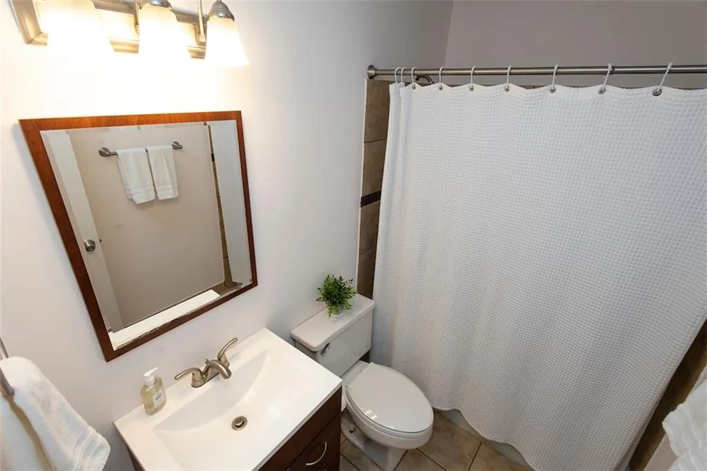470 Forestgate Court Unit 470, Sandy Springs, Georgia 30350, 3 Bedrooms Bedrooms, ,3 BathroomsBathrooms,Residential,Sold,470 Forestgate Court Unit 470,6823482