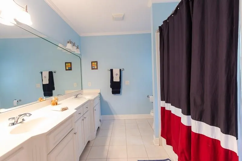 6324 Riverside Drive, Sandy Springs, Georgia 30328, 7 Bedrooms Bedrooms, ,5 BathroomsBathrooms,Residential,Sold,6324 Riverside Drive,5876084