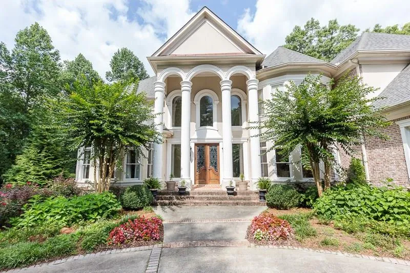 6324 Riverside Drive, Sandy Springs, Georgia 30328, 7 Bedrooms Bedrooms, ,5 BathroomsBathrooms,Residential,Sold,6324 Riverside Drive,5876084