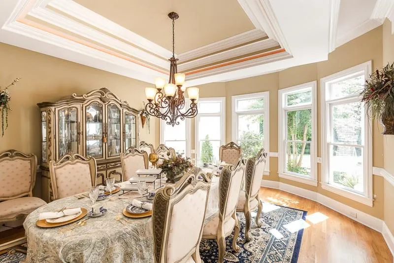 6324 Riverside Drive, Sandy Springs, Georgia 30328, 7 Bedrooms Bedrooms, ,5 BathroomsBathrooms,Residential,Sold,6324 Riverside Drive,5876084