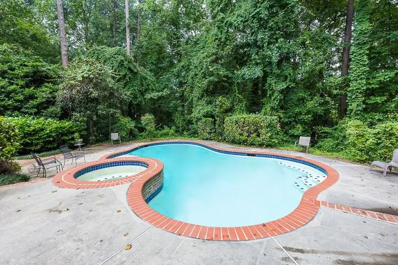 6324 Riverside Drive, Sandy Springs, Georgia 30328, 7 Bedrooms Bedrooms, ,5 BathroomsBathrooms,Residential,Sold,6324 Riverside Drive,5876084