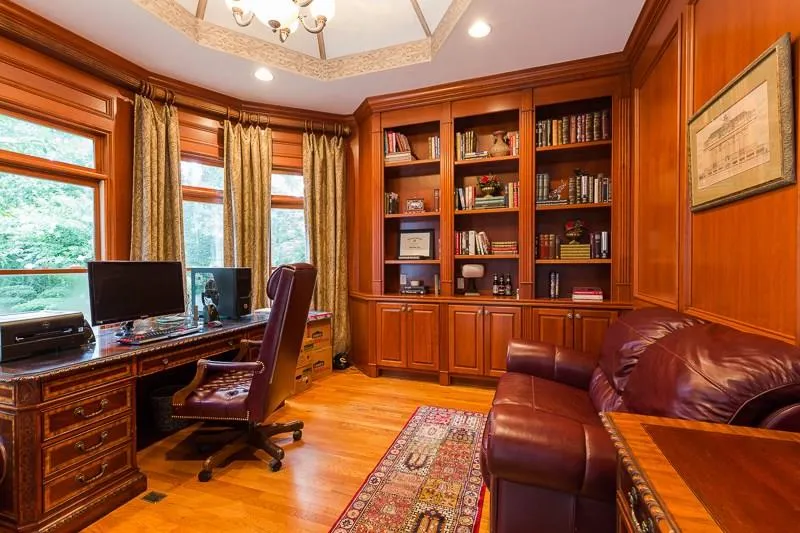 6324 Riverside Drive, Sandy Springs, Georgia 30328, 7 Bedrooms Bedrooms, ,5 BathroomsBathrooms,Residential,Sold,6324 Riverside Drive,5876084