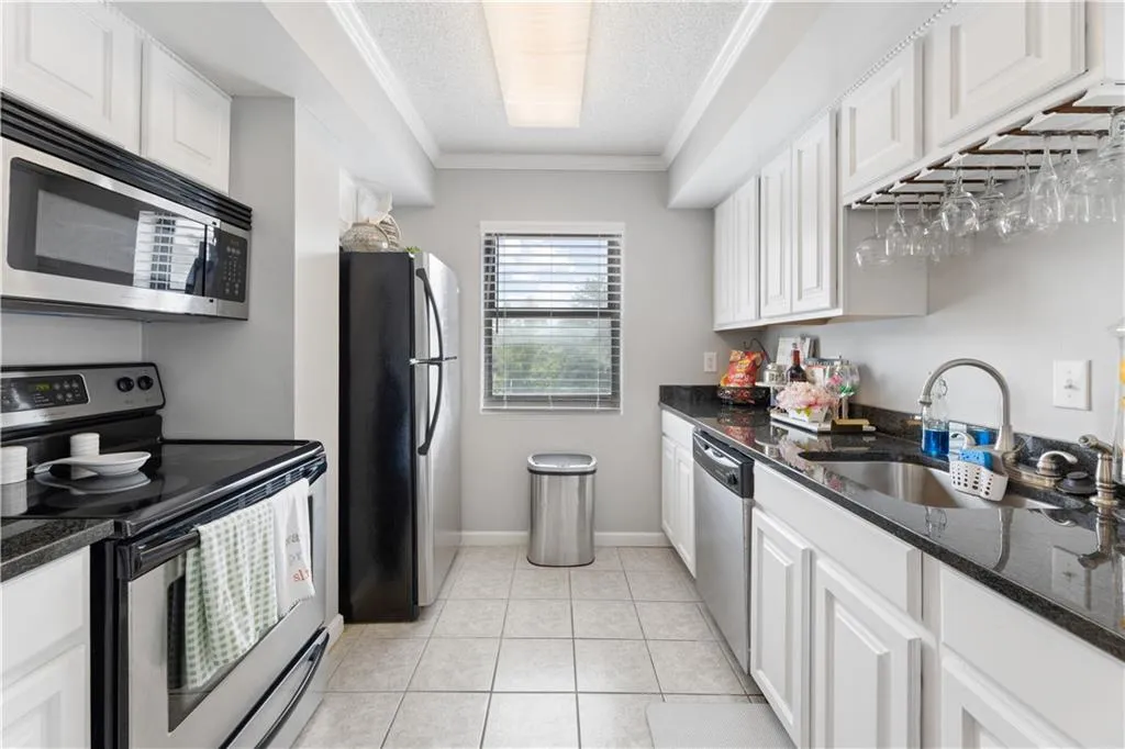 795 Hammond Drive Unit 408, Atlanta, Georgia 30328, 1 Bedroom Bedrooms, ,1 BathroomBathrooms,Residential,Sold,795 Hammond Drive Unit 408,7101213